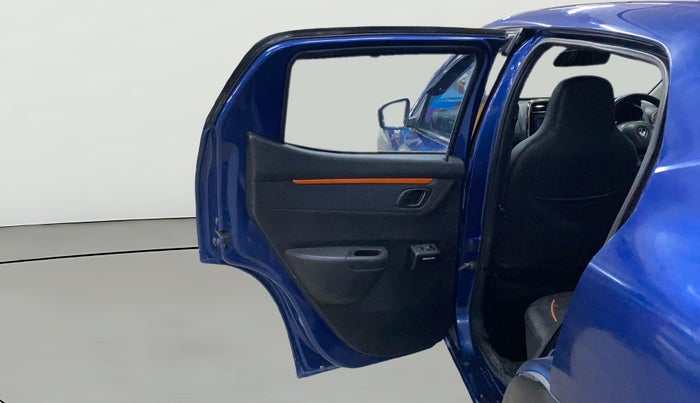 2017 Renault Kwid CLIMBER 1.0 AMT, Petrol, Automatic, 33,082 km, LHS Rear Door