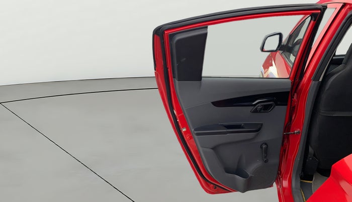 2019 Mahindra KUV 100 NXT K2+ P 6 STR, Petrol, Manual, 23,399 km, LHS Rear Door