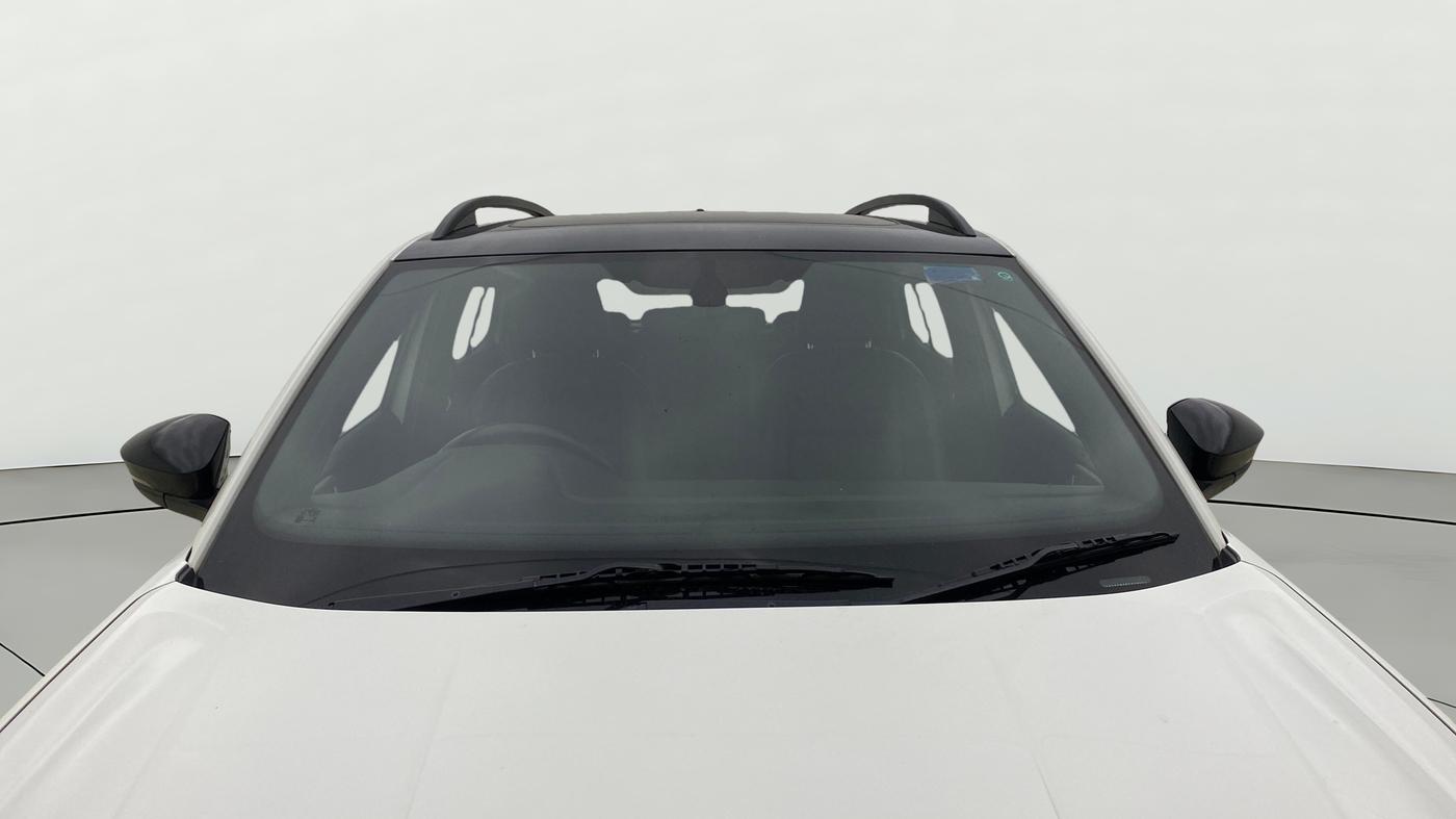 2024 Volkswagen TAIGUN  GT PLUS 1.5 TSI MT, Petrol, Manual, 22,982 km, Front Windshield