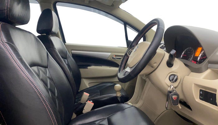 2016 Maruti Ertiga ZXI, Petrol, Manual, 1,07,774 km, Right Side Front Door Cabin