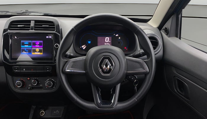 2021 Renault Kwid RXT 1.0 (O), Petrol, Manual, 16,675 km, Steering Wheel Close Up