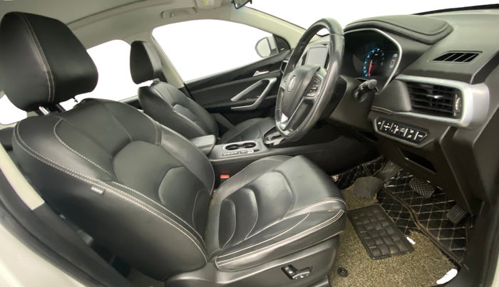 2020 MG HECTOR SHARP 1.5 DCT PETROL, Petrol, Automatic, 56,405 km, Right Side Front Door Cabin