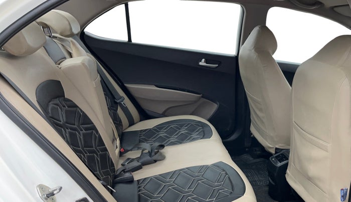 2015 Hyundai Xcent S 1.2, Petrol, Manual, 55,621 km, Right Side Rear Door Cabin