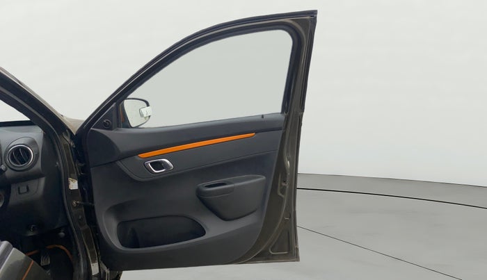 2020 Renault Kwid CLIMBER 1.0 AMT (O), Petrol, Automatic, 40,442 km, RHS Front Door