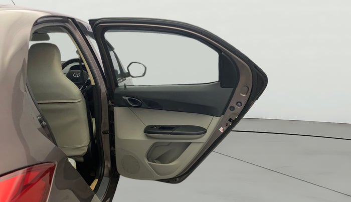 2017 Tata Tiago XT PETROL, Petrol, Manual, 26,993 km, RHS Rear Door