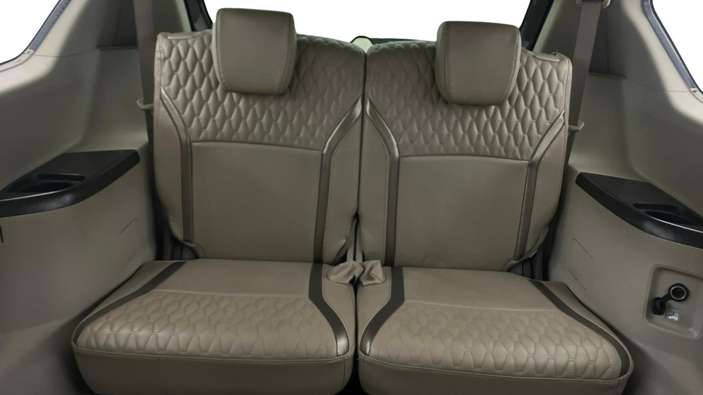 2023 Maruti Ertiga ZXi (O), Petrol, Manual, 59,744 km, Third Seat Row ( optional )