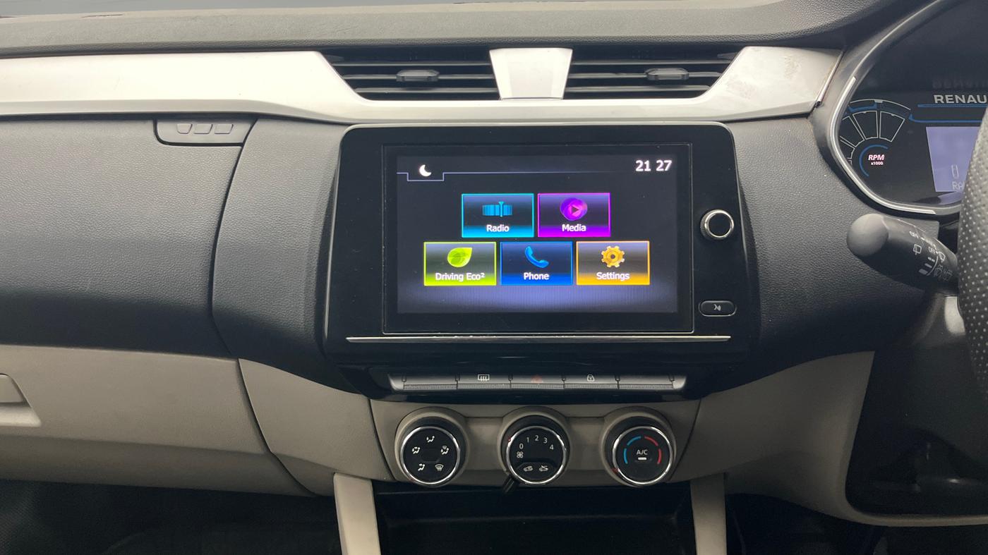 2020 Renault TRIBER RXZ, Petrol, Manual, 1,11,798 km, Air Conditioner