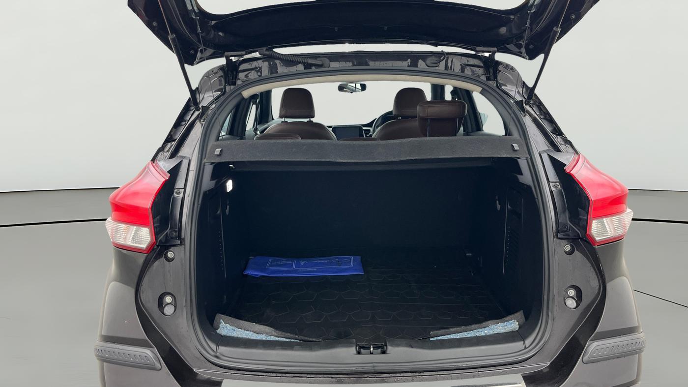 2022 Nissan Kicks XV TURBO 1.3, Petrol, Manual, 33,562 km, Boot Open Zoomed View