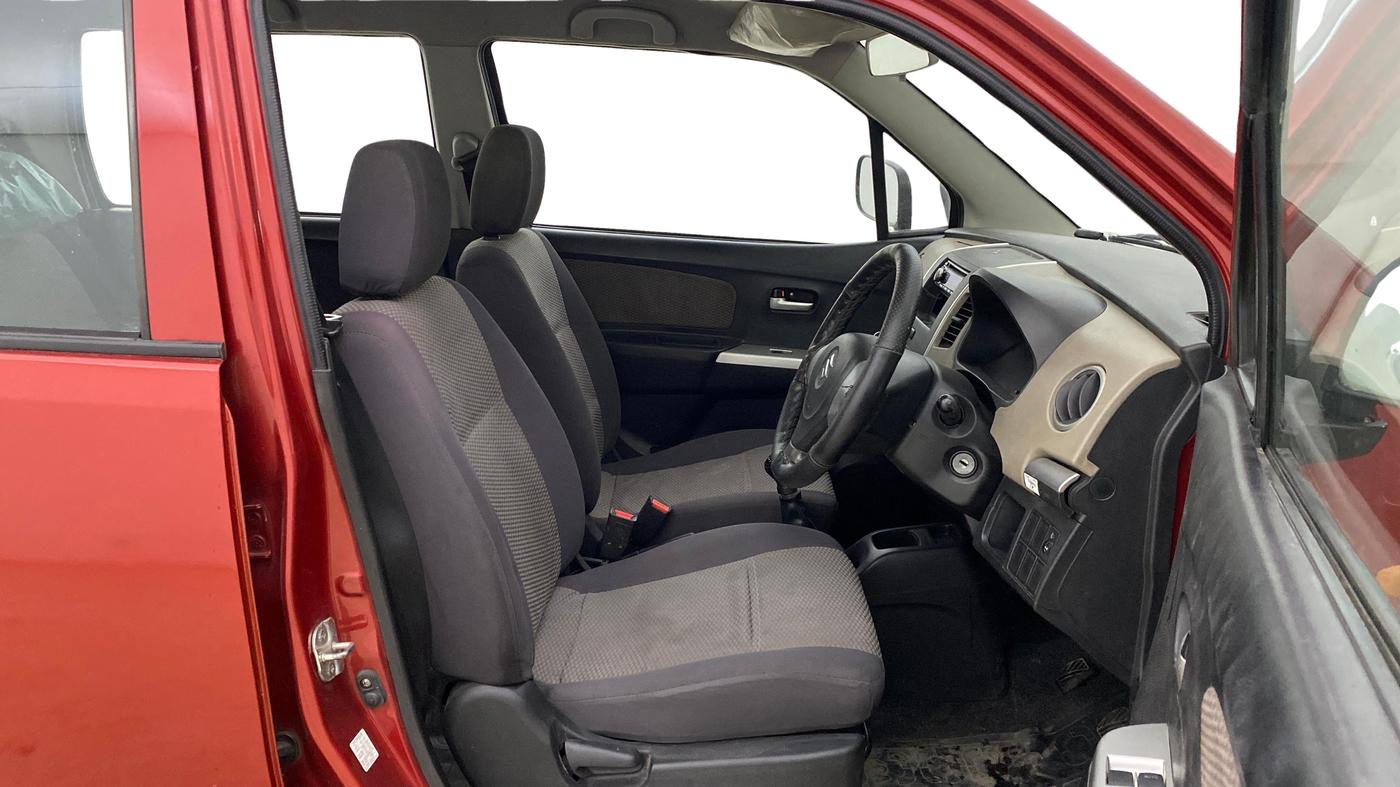 2013 Maruti Wagon R 1.0 LXI, Petrol, Manual, 23,305 km, Right Side Front Door Cabin