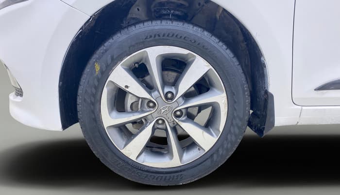 2016 Hyundai Elite i20 ASTA 1.2 (O), Petrol, Manual, 1,12,943 km, Left Front Wheel
