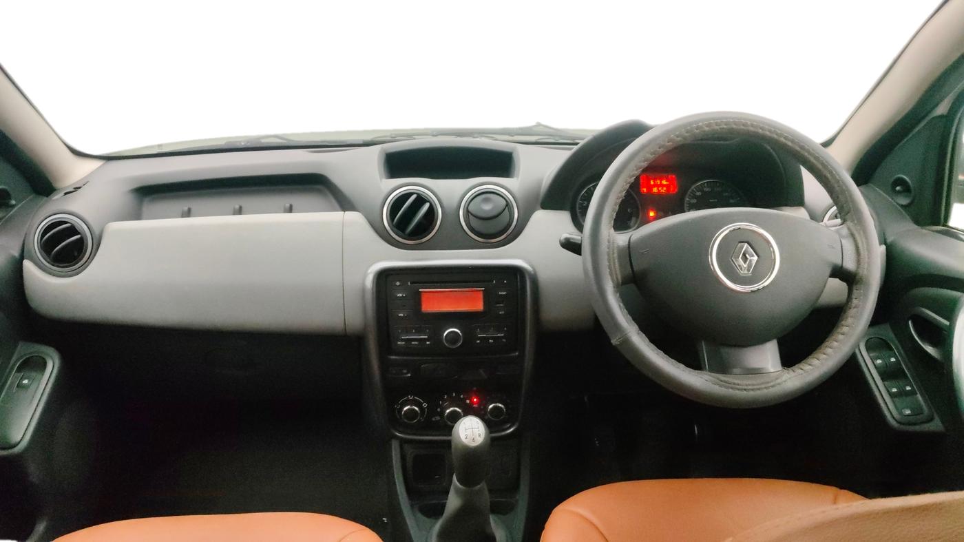 2013 Renault Duster RXE PETROL, Petrol, Manual, 61,904 km, Dashboard