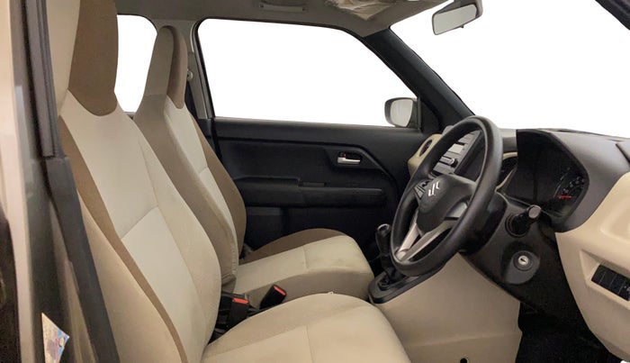 2019 Maruti New Wagon-R VXI (O) 1.2, Petrol, Manual, 74,374 km, Right Side Front Door Cabin