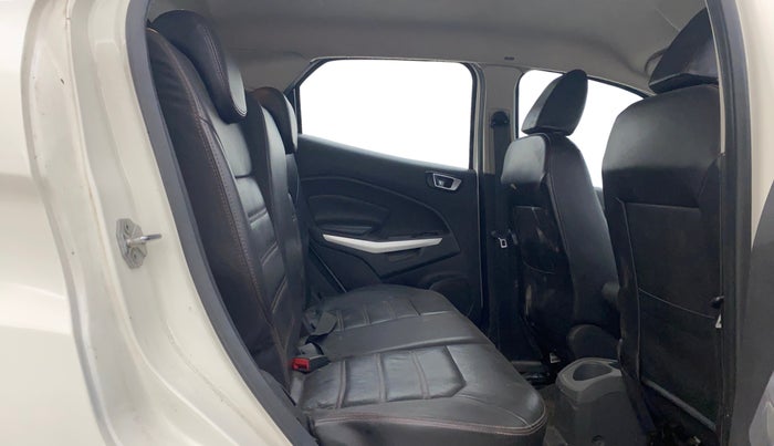 2016 Ford Ecosport TITANIUM+ 1.5L DIESEL, Diesel, Manual, 97,318 km, Right Side Rear Door Cabin