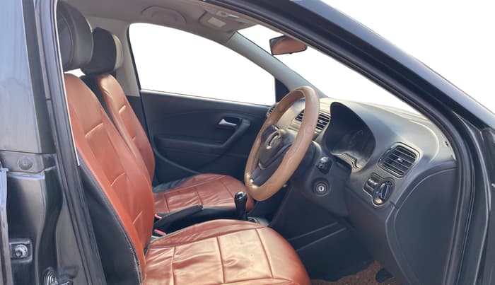 2018 Volkswagen Ameo COMFORTLINE 1.0L, Petrol, Manual, 85,155 km, Right Side Front Door Cabin