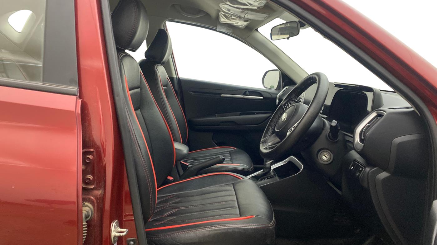2020 KIA SONET GTX PLUS 1.0 DCT DUAL TONE, Petrol, Automatic, 65,337 km, Right Side Front Door Cabin