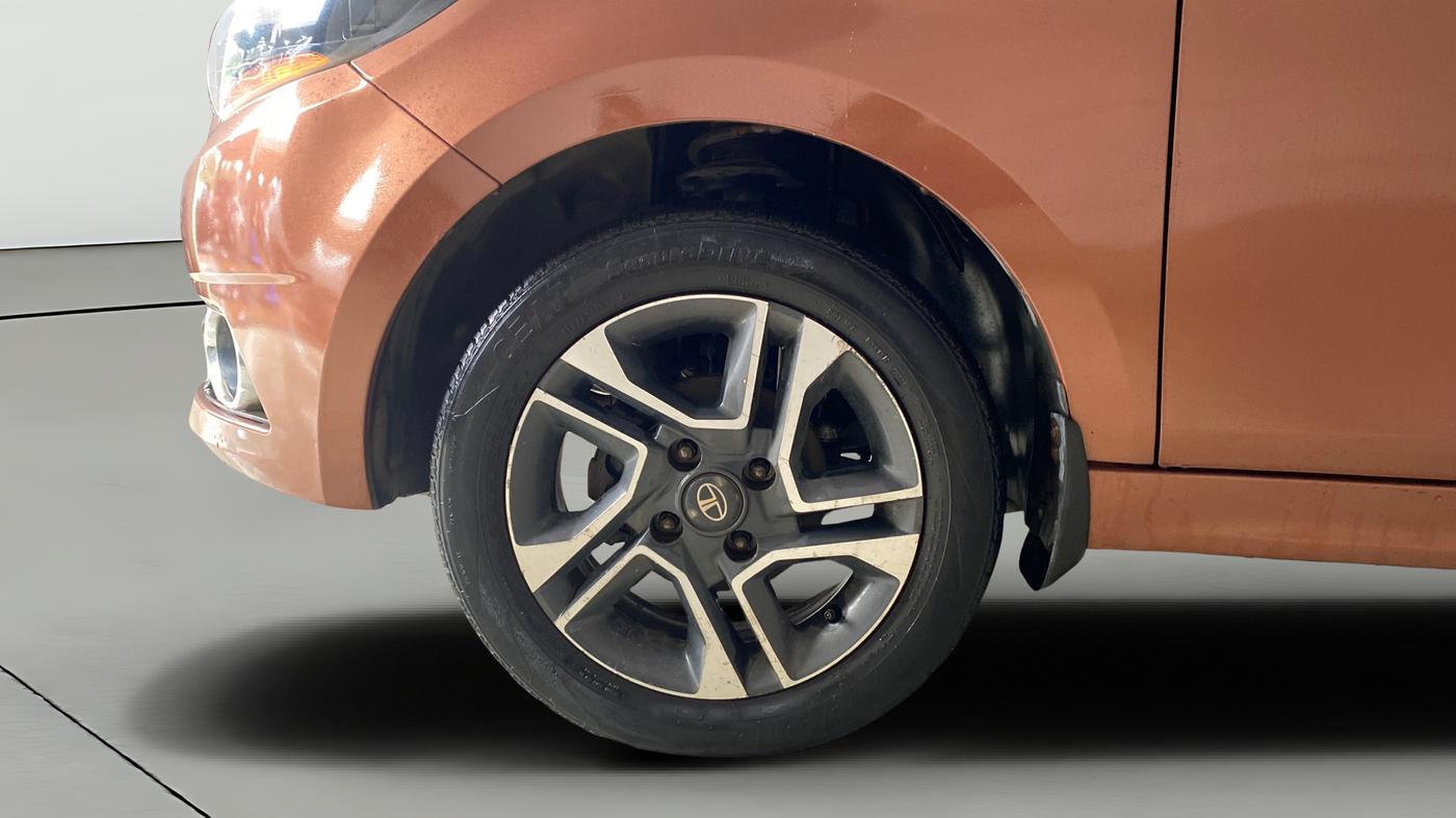 2017 Tata TIGOR XZ (O) PETROL, Petrol, Manual, 45,176 km, Left Front Wheel
