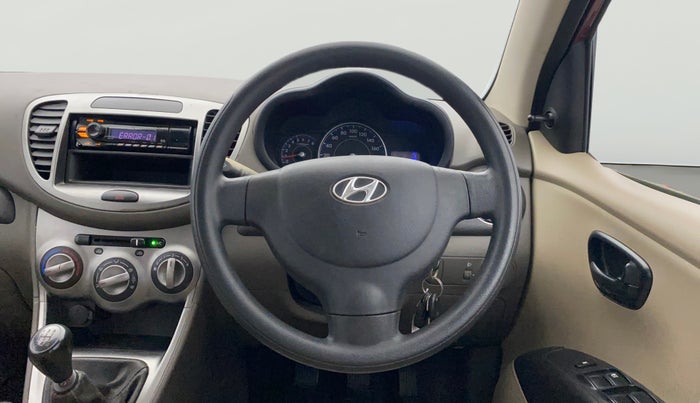 2013 Hyundai i10 MAGNA 1.1, Petrol, Manual, 34,407 km, Steering Wheel Close Up