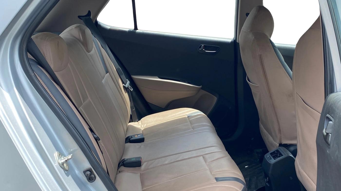 2018 Hyundai Grand i10 MAGNA AT 1.2 KAPPA VTVT, Petrol, Automatic, 25,209 km, Right Side Rear Door Cabin