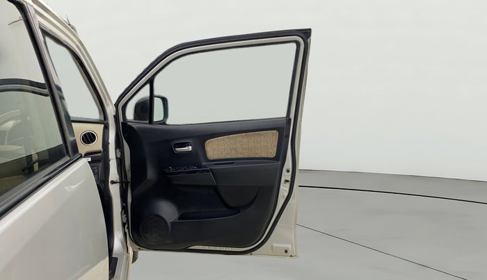 2018 Maruti Wagon R 1.0 VXI+, Petrol, Manual, 27,143 km, RHS Front Door