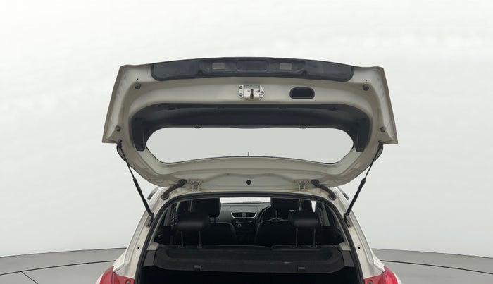 2017 Maruti Swift LXI (O), Petrol, Manual, 62,149 km, Boot Door Open