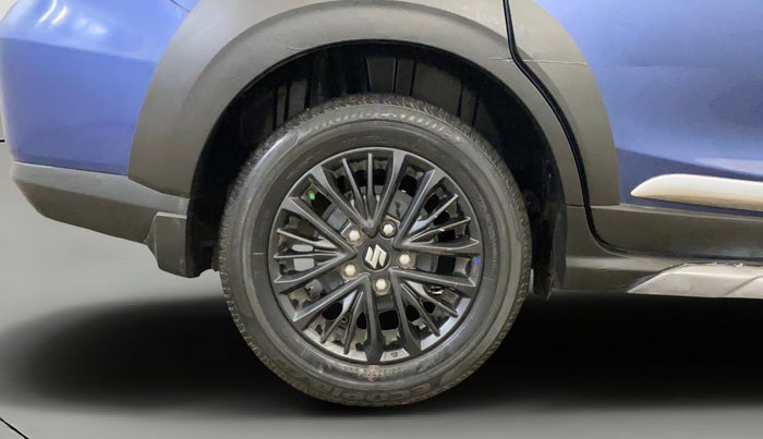 2019 Maruti XL6 ALPHA MT, Petrol, Manual, 29,872 km, Right Rear Wheel