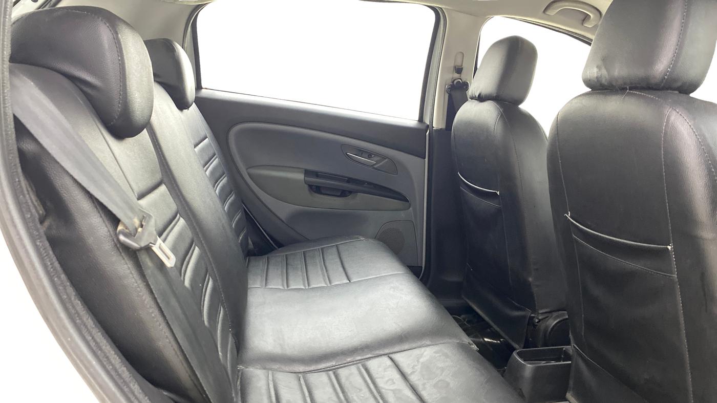 2014 Fiat Grand Punto EMOTION PACK 1.3 90 HP, Diesel, Manual, 1,18,542 km, Right Side Rear Door Cabin