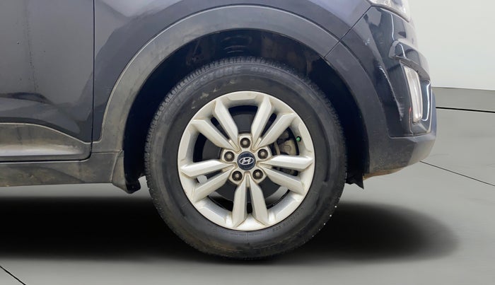 2016 Hyundai Creta SX PLUS 1.6 PETROL, Petrol, Manual, 75,687 km, Right Front Wheel