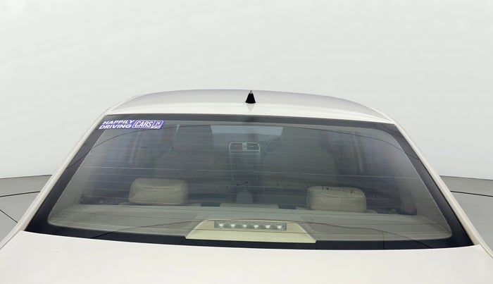 2017 Volkswagen Ameo HIGHLINE1.2L, Petrol, Manual, 1,02,380 km, Rear Windshield