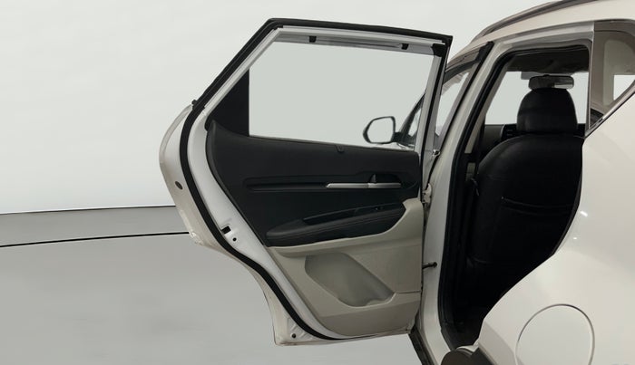 2021 KIA SONET HTX 1.0 IMT, Petrol, Manual, 76,396 km, LHS Rear Door