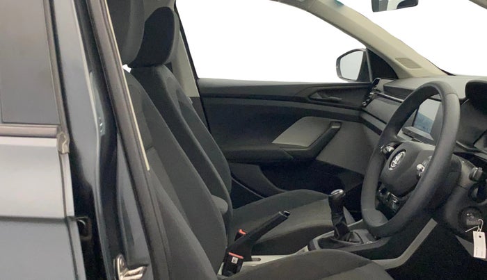 2025 Skoda KUSHAQ ACTIVE 1.0L TSI MT, Petrol, Manual, 33,755 km, Right Side Front Door Cabin