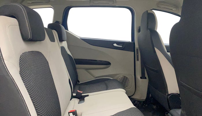 2019 Renault TRIBER RXZ, Petrol, Manual, 27,450 km, Right Side Rear Door Cabin