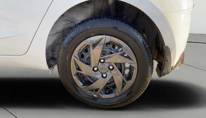 2022 Hyundai NEW I20 MAGNA 1.2 MT, Petrol, Manual, 55,771 km, Left Rear Wheel