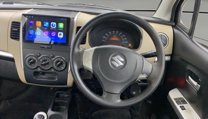 2017 Maruti Wagon R 1.0 LXI CNG, CNG, Manual, 1,00,490 km, Steering Wheel Close Up