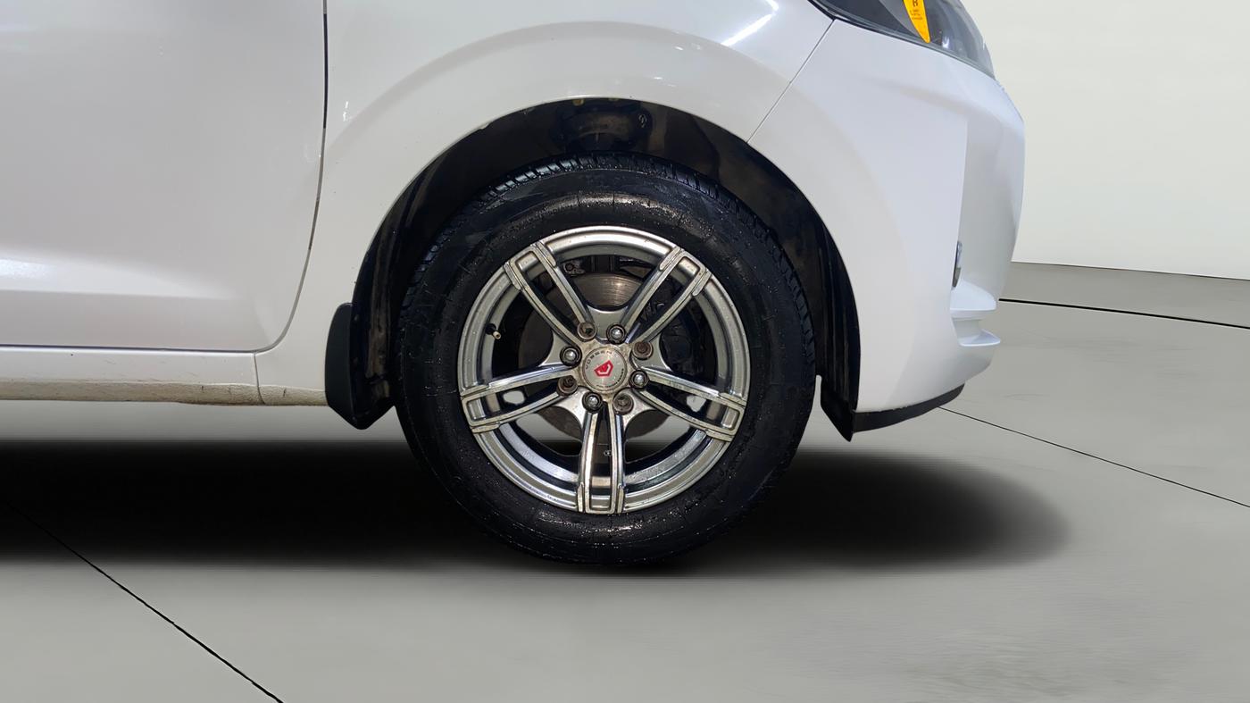 2022 Hyundai GRAND I10 NIOS SPORTZ 1.2 KAPPA VTVT, Petrol, Manual, 47,219 km, Right Front Wheel
