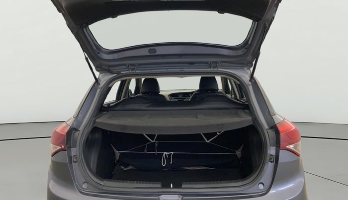 2016 Hyundai Elite i20 SPORTZ 1.2, Petrol, Manual, 63,634 km, Boot Open Zoomed View