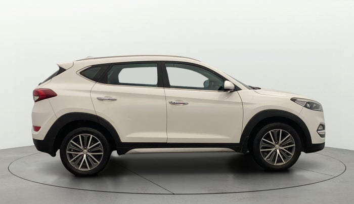 2017 Hyundai Tucson GLS 4WD AT DIESEL, Diesel, Automatic, 1,31,162 km, Right Side View