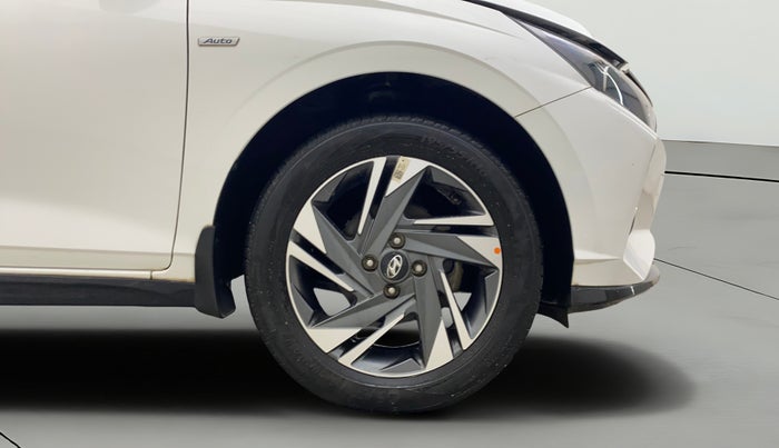 2022 Hyundai NEW I20 ASTA (O) 1.2 AT, Petrol, Automatic, 21,469 km, Right Front Wheel