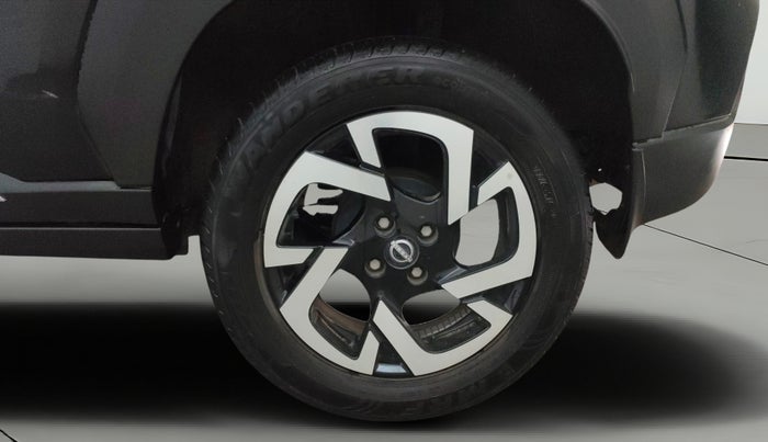 2024 Nissan MAGNITE XV PREMIUM TURBO CVT, Petrol, Automatic, 7,047 km, Left Rear Wheel