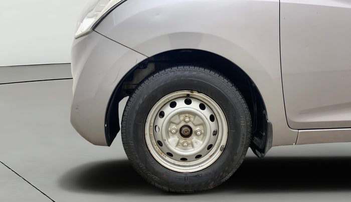 2013 Hyundai Eon D-LITE+, Petrol, Manual, 84,006 km, Left Front Wheel