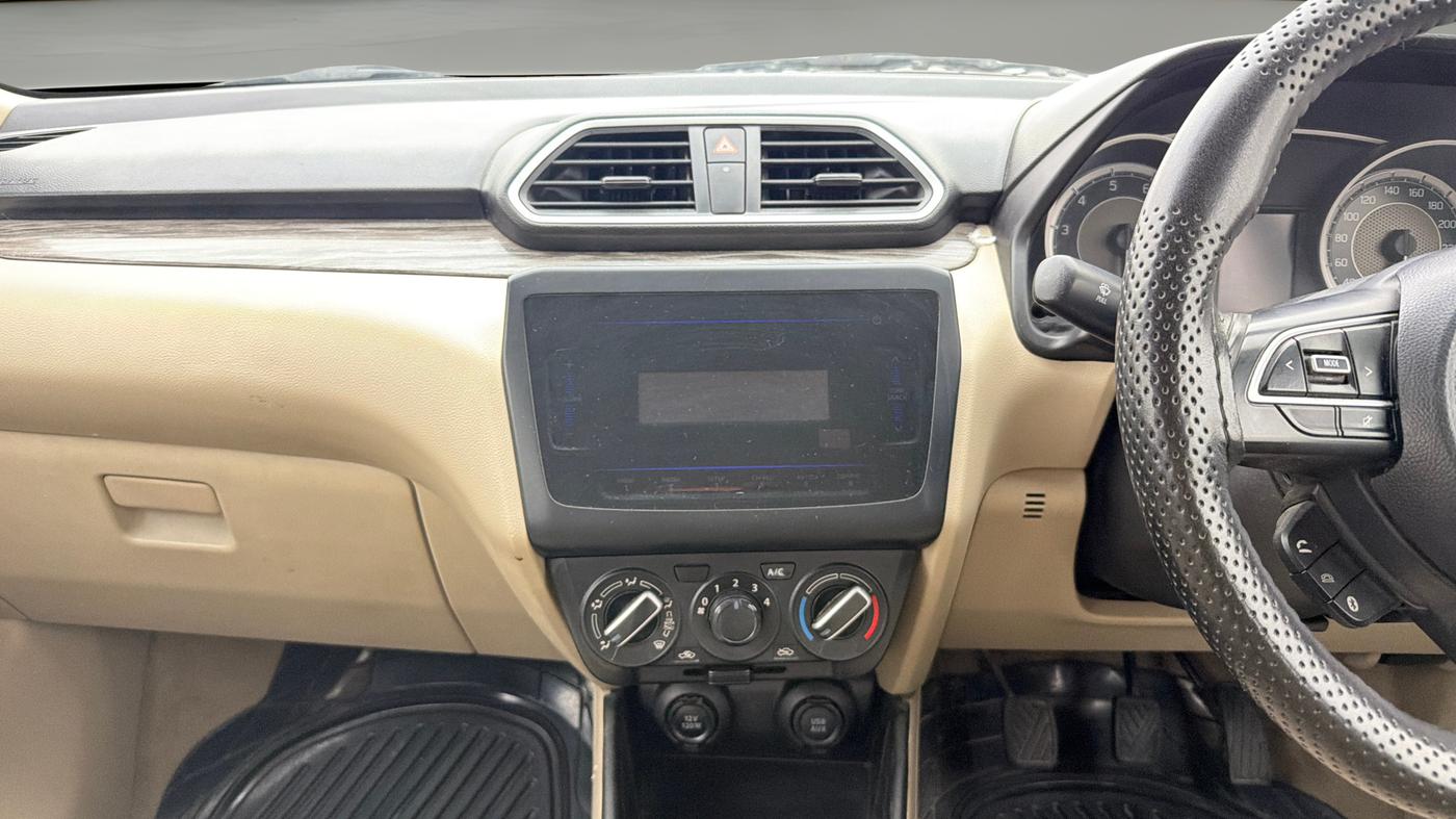 2022 Maruti Dzire VXI CNG, CNG, Manual, 56,329 km, Air Conditioner