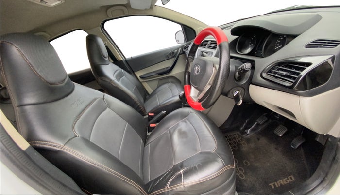 2016 Tata Tiago XT PETROL, Petrol, Manual, 93,053 km, Right Side Front Door Cabin