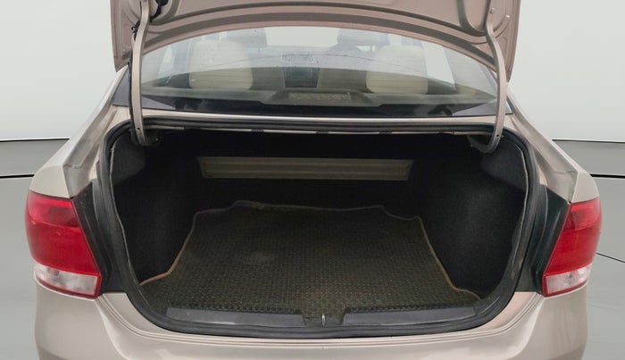 2013 Volkswagen Vento HIGHLINE 1.6 MPI, Petrol, Manual, 38,977 km, Boot Open Zoomed View