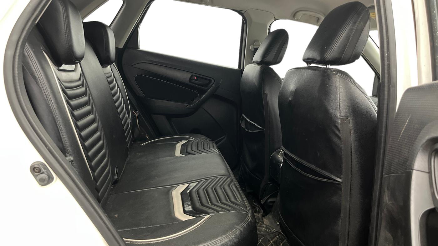 2020 Maruti Vitara Brezza VXI, Petrol, Manual, 57,447 km, Right Side Rear Door Cabin