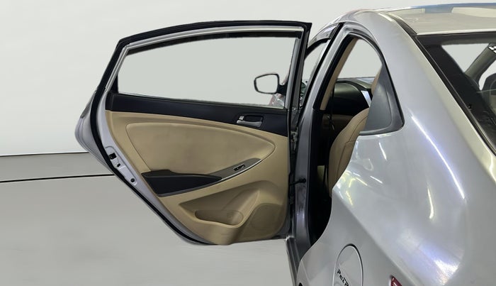 2015 Hyundai Verna 1.4 VTVT, Petrol, Manual, 54,180 km, LHS Rear Door