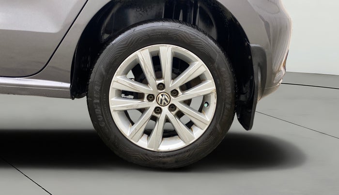 2013 Volkswagen Polo HIGHLINE DIESEL, Diesel, Manual, 86,369 km, Left Rear Wheel