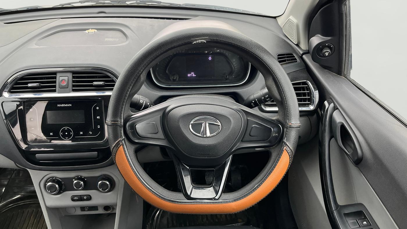 2020 Tata Tiago XT PETROL, Petrol, Manual, 69,712 km, Steering Wheel Close Up