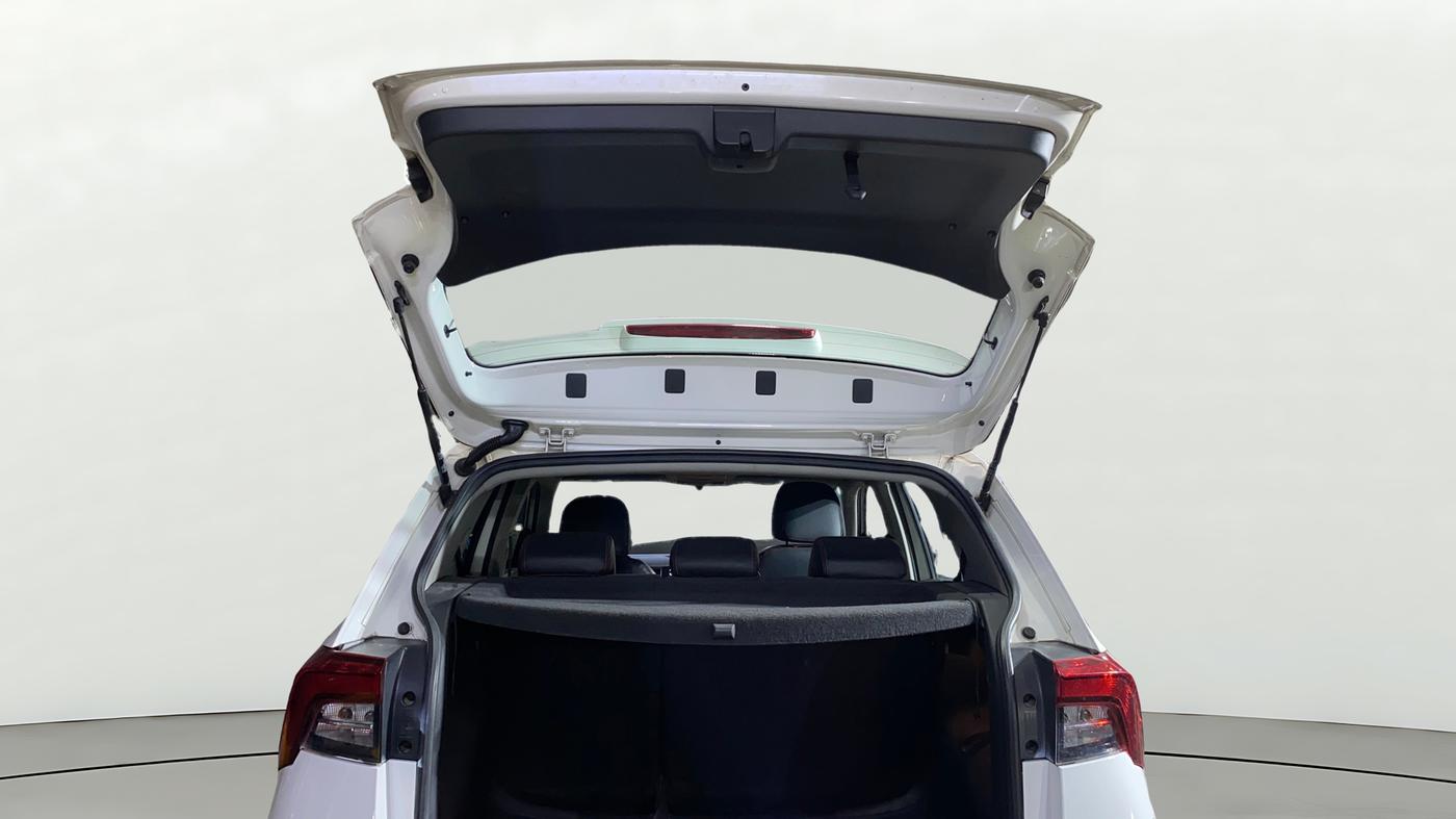 2022 Skoda KUSHAQ AMBITION 1.0L TSI MT, Petrol, Manual, 49,230 km, Boot Door Open