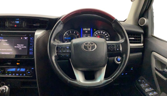 2018 Toyota Fortuner 2.8 4X2 MT, Diesel, Manual, 1,38,251 km, Steering Wheel Close Up