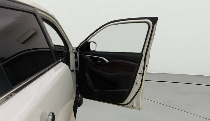 2023 Maruti Grand Vitara DELTA CNG, CNG, Manual, 43,271 km, RHS Front Door