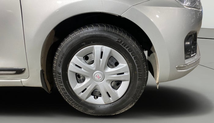 2019 Maruti Dzire VXI, Petrol, Manual, 84,440 km, Right Front Wheel